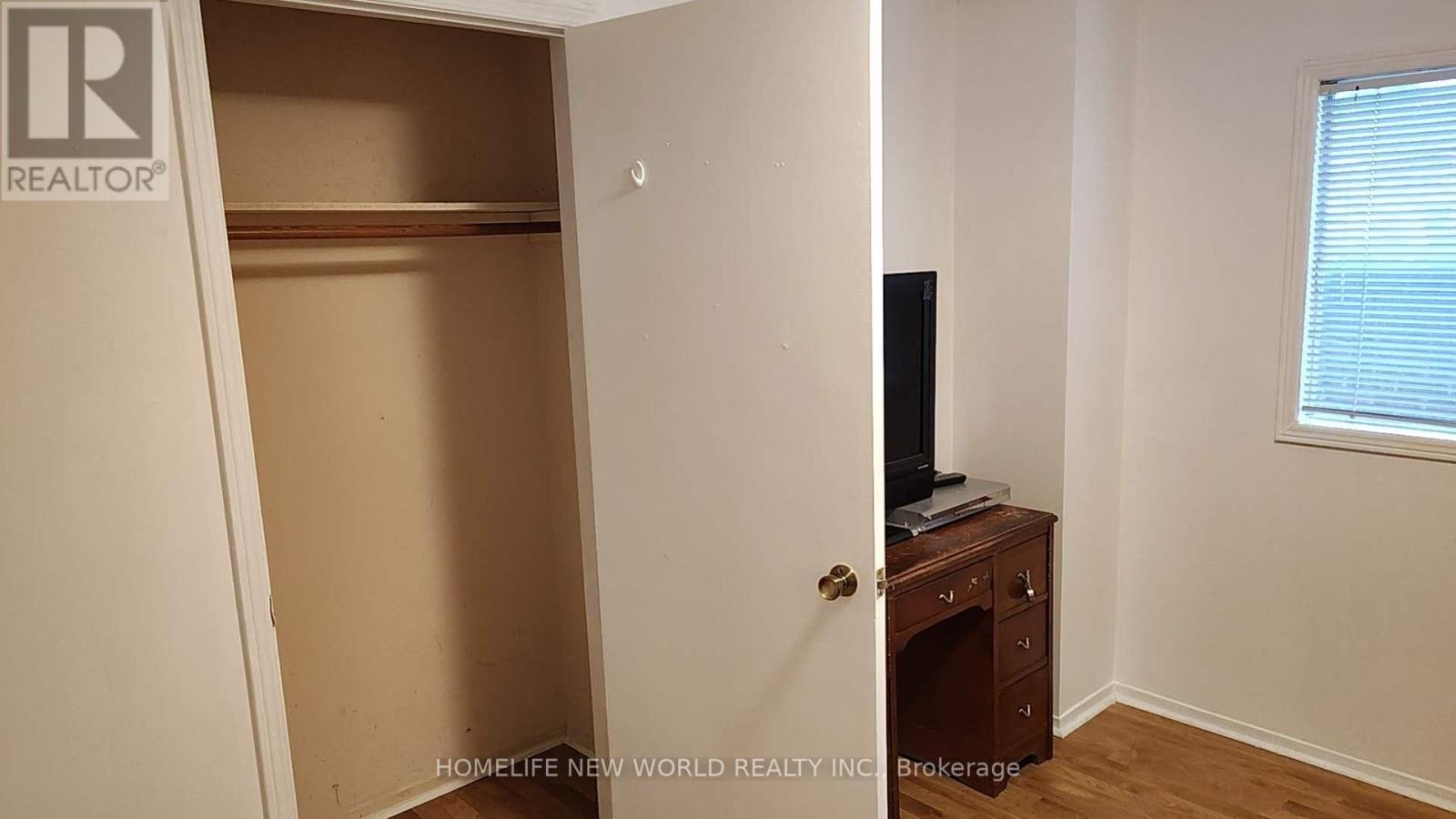 3rd Bedroom - 3050 Olympus Mews, Mississauga, Ontario  L5N 4V7 - Photo 5 - W12627722