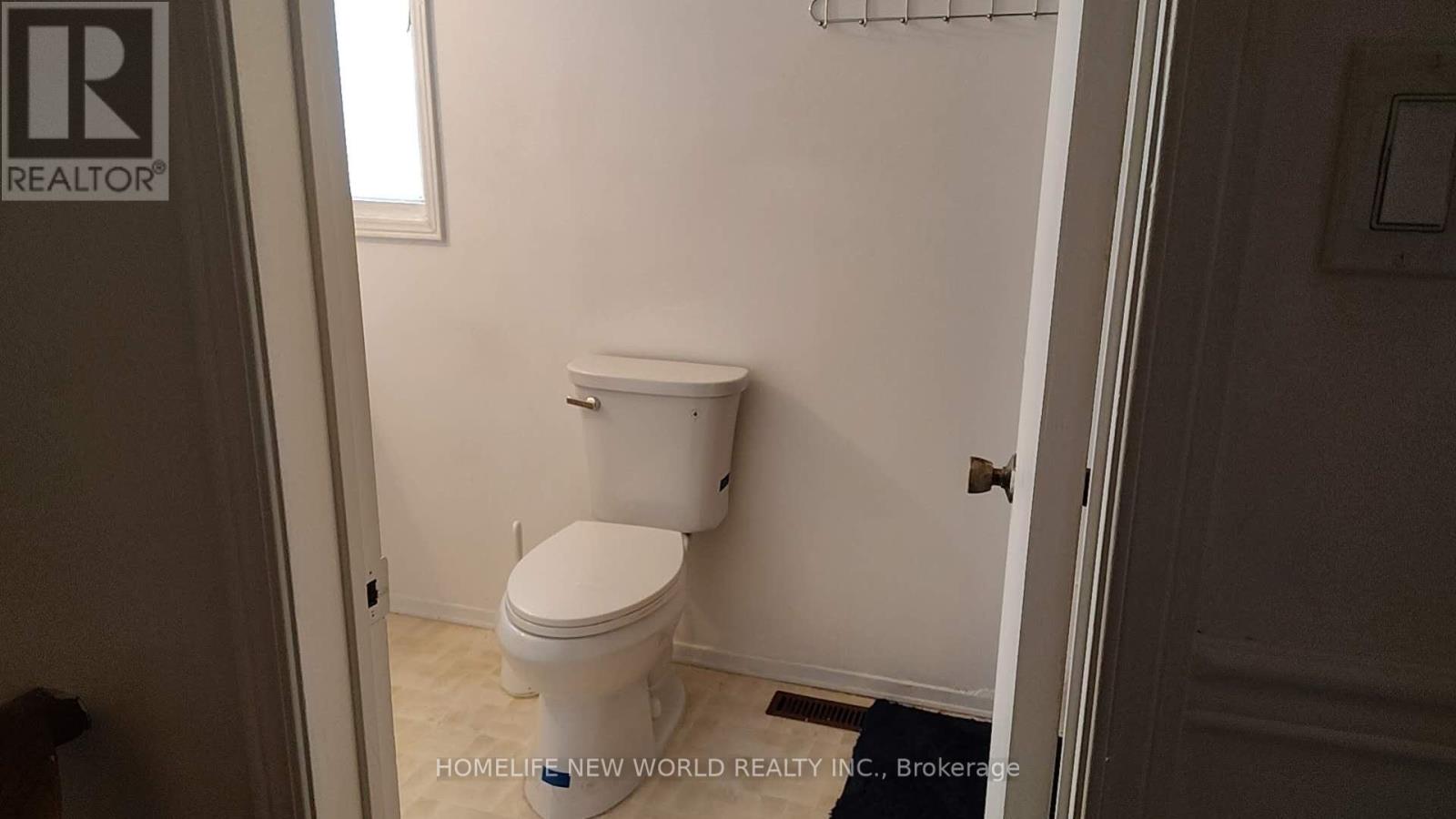 3rd Bedroom - 3050 Olympus Mews, Mississauga, Ontario  L5N 4V7 - Photo 9 - W12627722