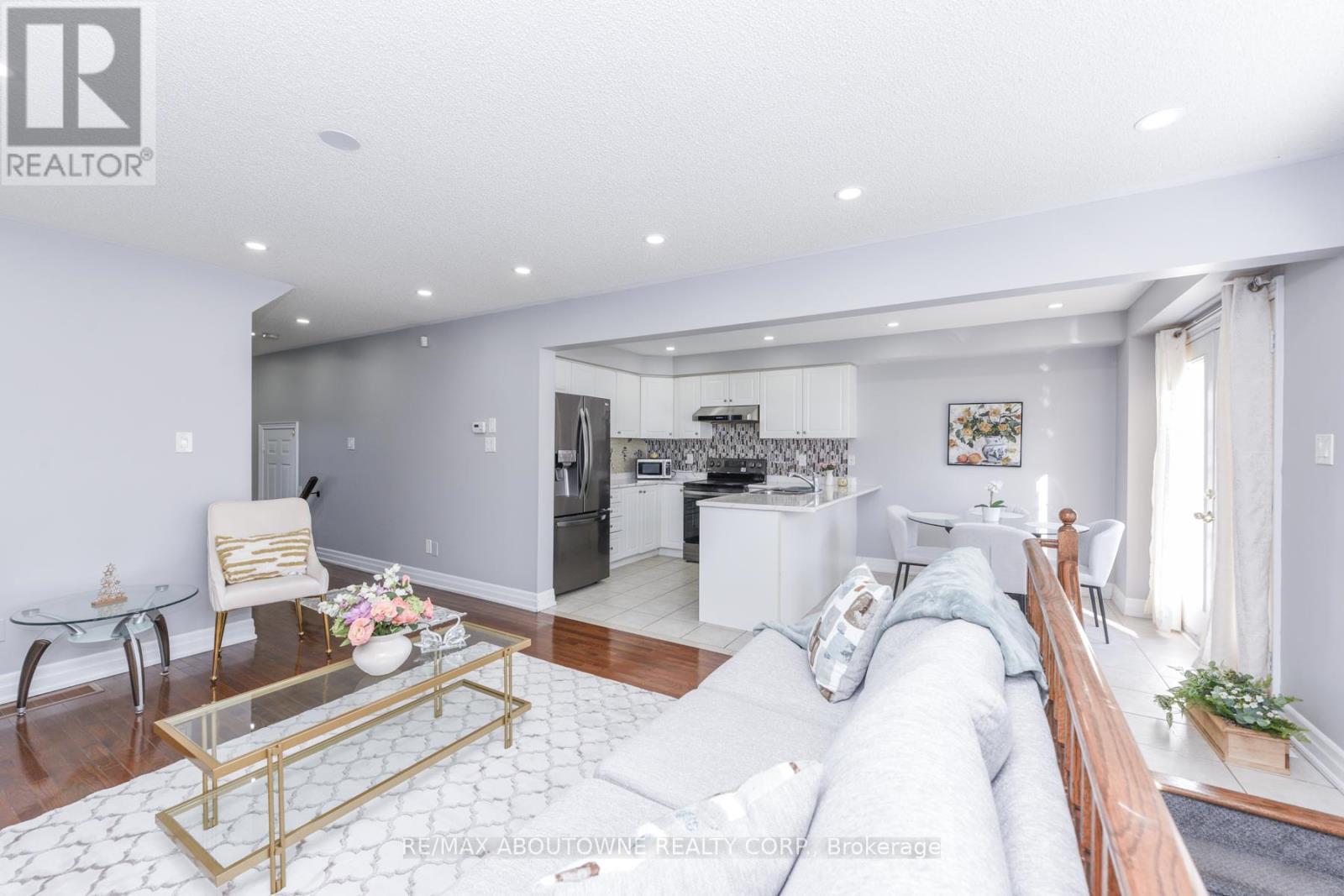 32 Lockheed Crescent, Brampton, Ontario  L7A 3G2 - Photo 14 - W12627764