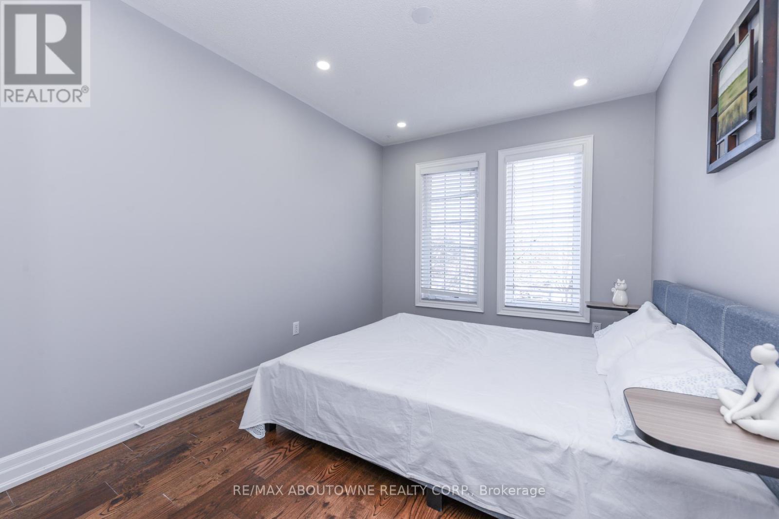 32 Lockheed Crescent, Brampton, Ontario  L7A 3G2 - Photo 35 - W12627764