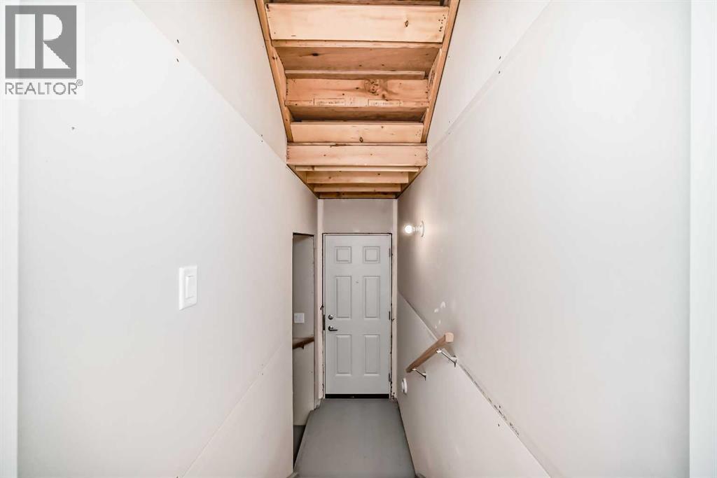 115 Mercado  Se, Calgary, Alberta  T3M 4C9 - Photo 35 - A2274592