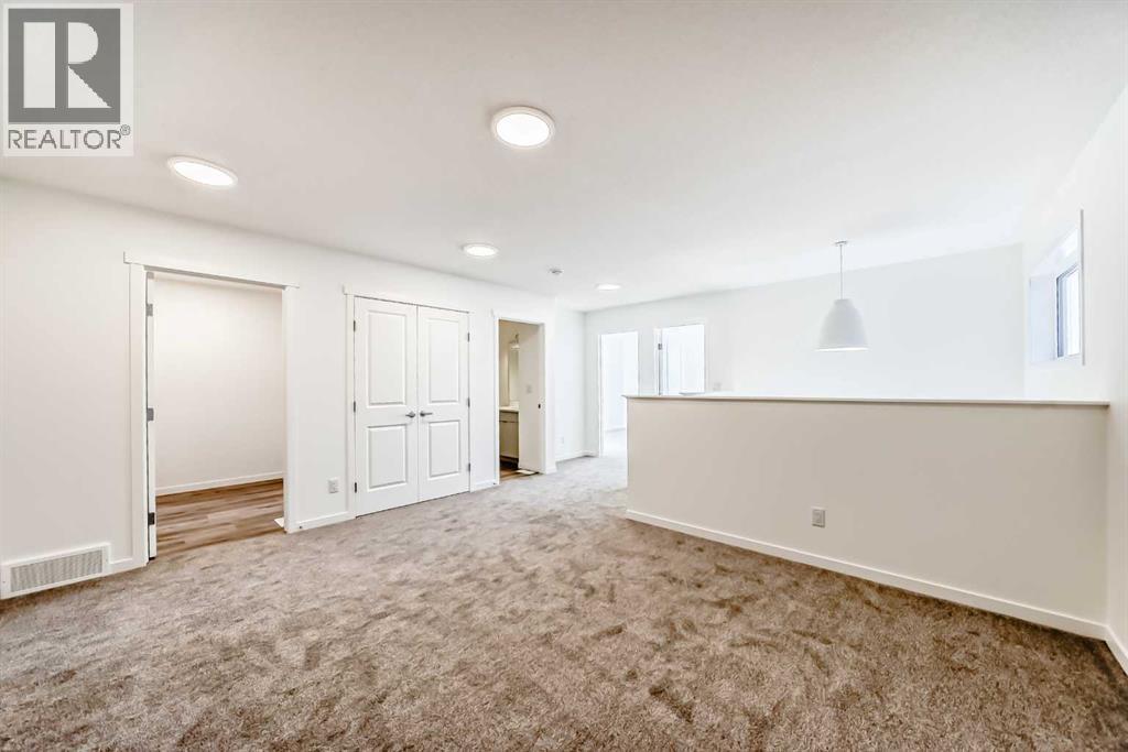 115 Mercado  Se, Calgary, Alberta  T3M 4C9 - Photo 33 - A2274592