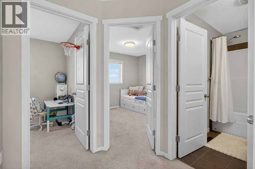 146 Marquis Common Se, Calgary, Alberta T3M 1N7 - Photo 21 - A2274830