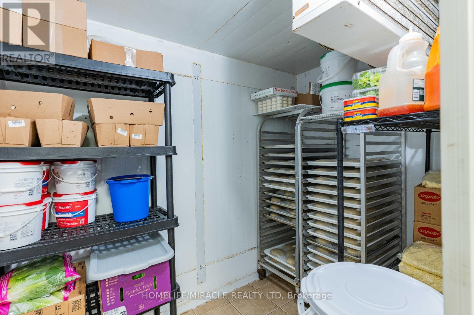 6 - 112 Oriole Parkway, Woolwich, Ontario  N3B 1C5 - Photo 12 - X12627672