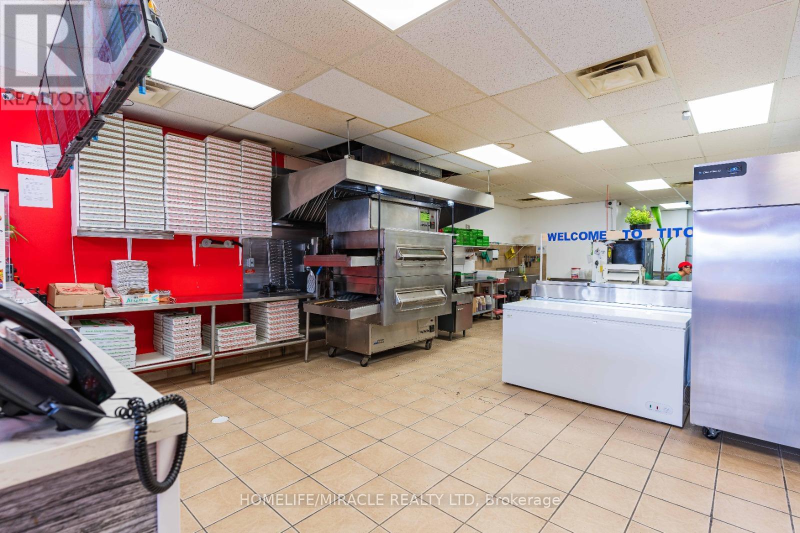 6 - 112 Oriole Parkway, Woolwich, Ontario  N3B 1C5 - Photo 19 - X12627672