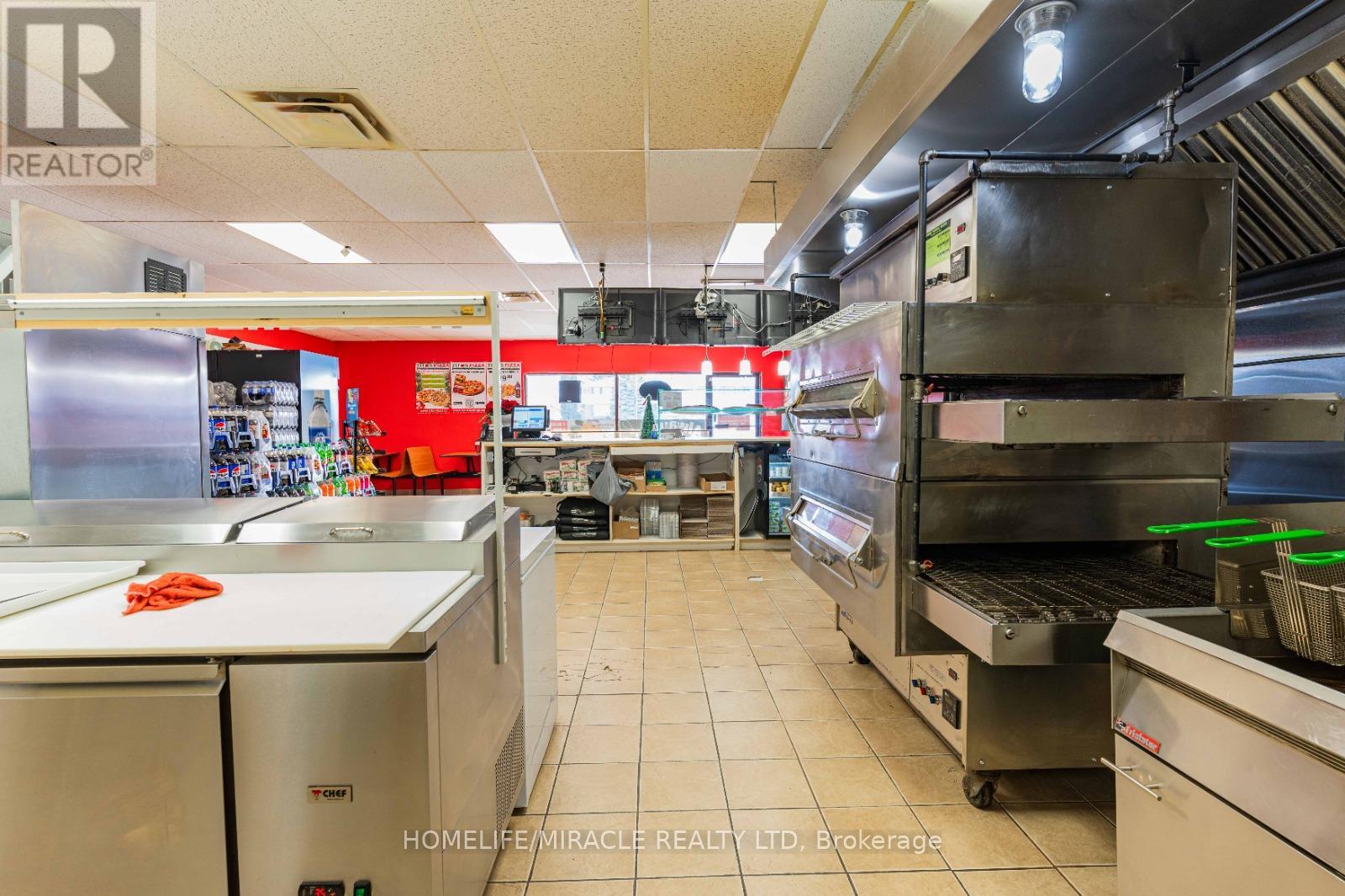 6 - 112 Oriole Parkway, Woolwich, Ontario  N3B 1C5 - Photo 5 - X12627672