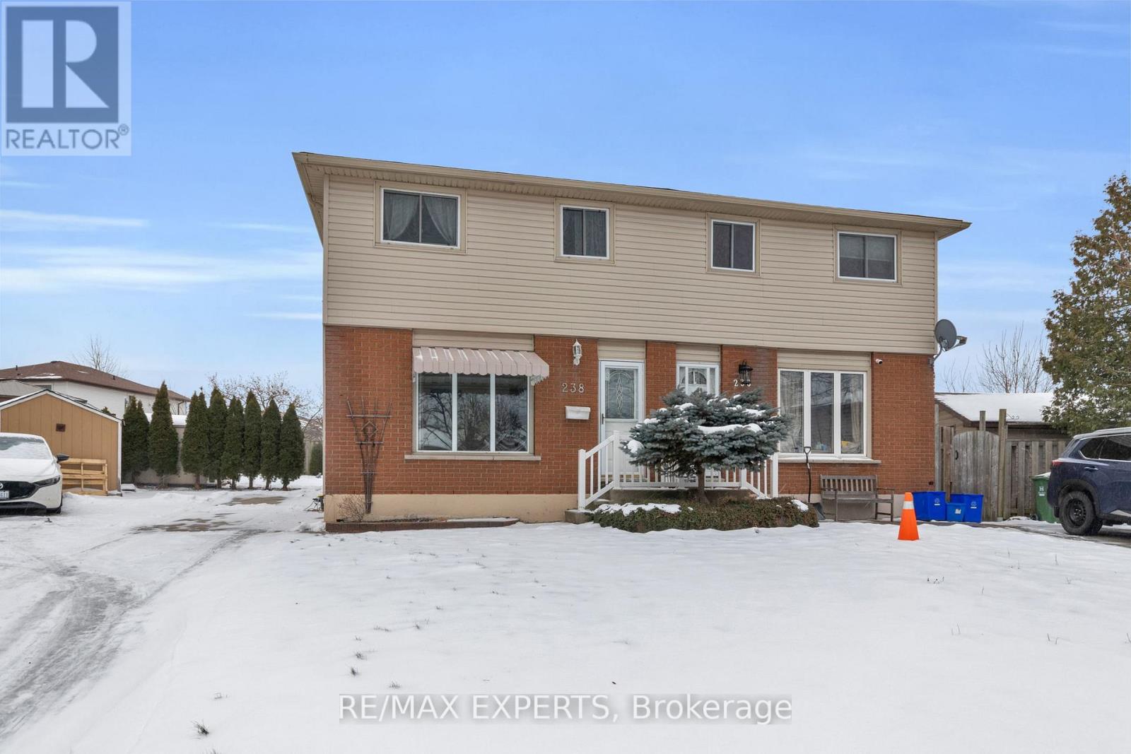 238 Lawnhurst Court, Hamilton, Ontario  L8V 4R4 - Photo 3 - X12627694