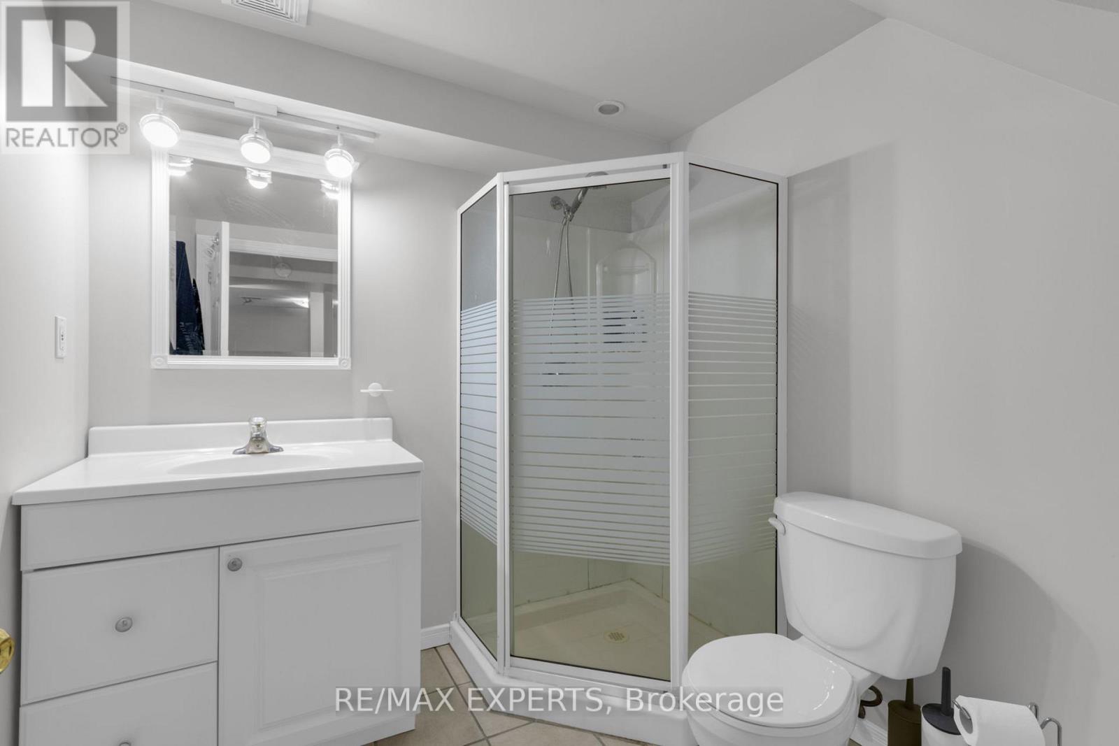 238 Lawnhurst Court, Hamilton, Ontario  L8V 4R4 - Photo 30 - X12627694