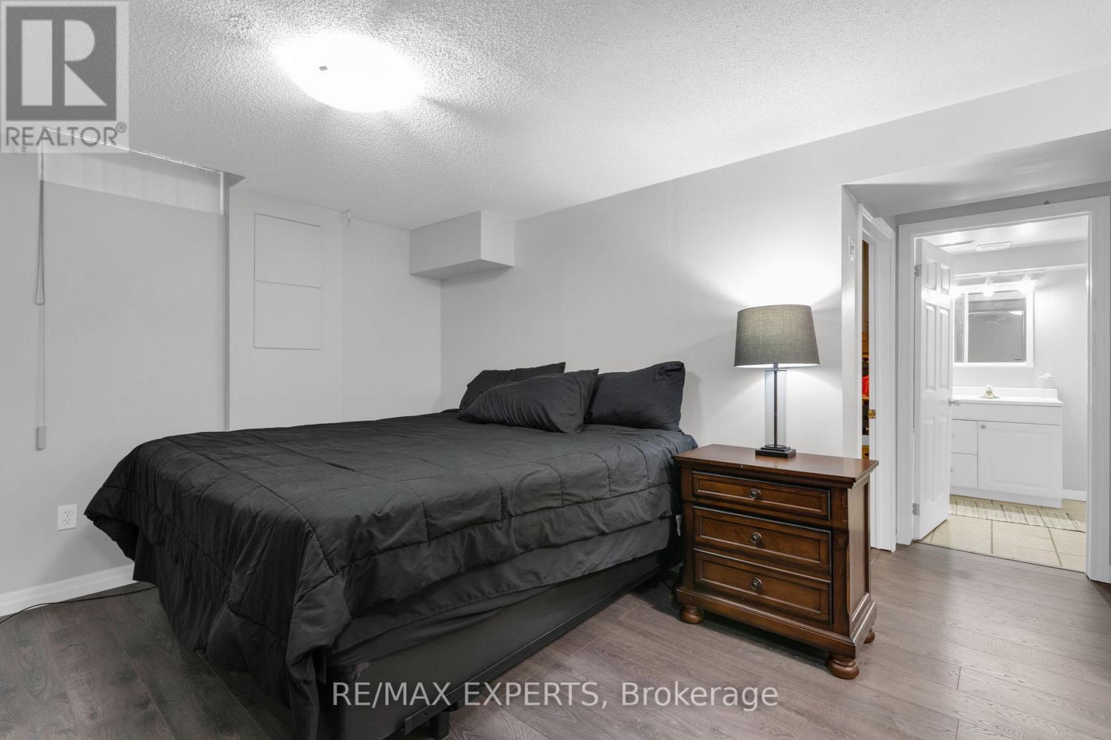 238 Lawnhurst Court, Hamilton, Ontario  L8V 4R4 - Photo 32 - X12627694