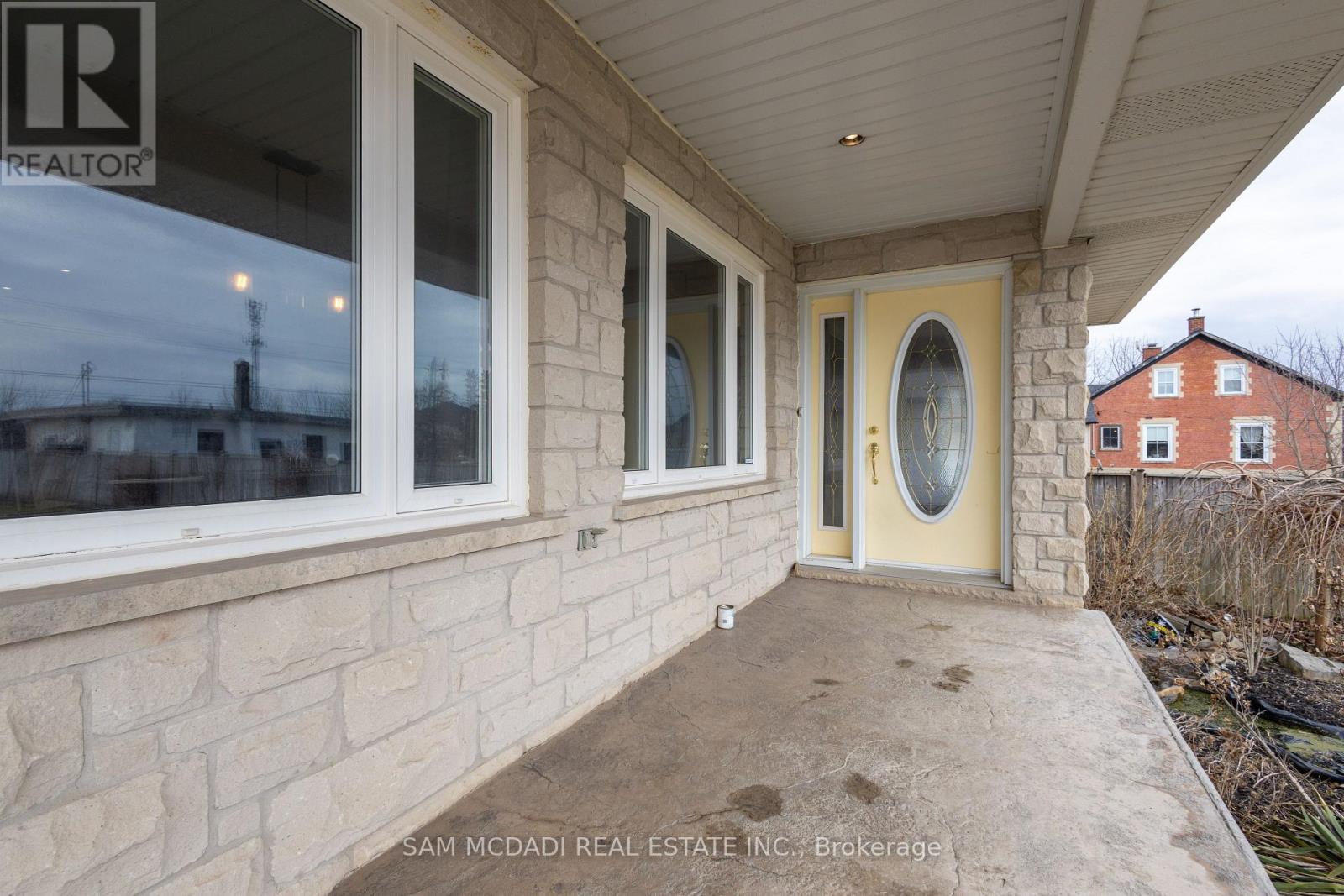 9747 Regional Road 20, Grimsby, Ontario  L0R 2A0 - Photo 2 - X12627768