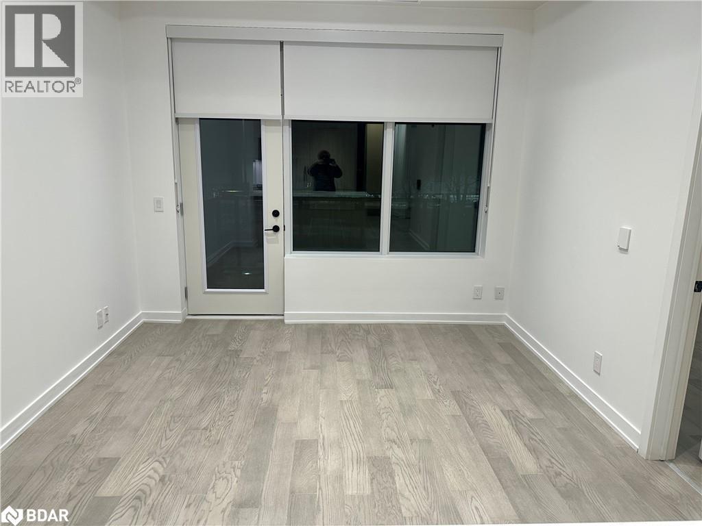 123 Maurice Drive Unit# 207, Oakville, Ontario L6K 2W6 - Photo 3 - 40792738