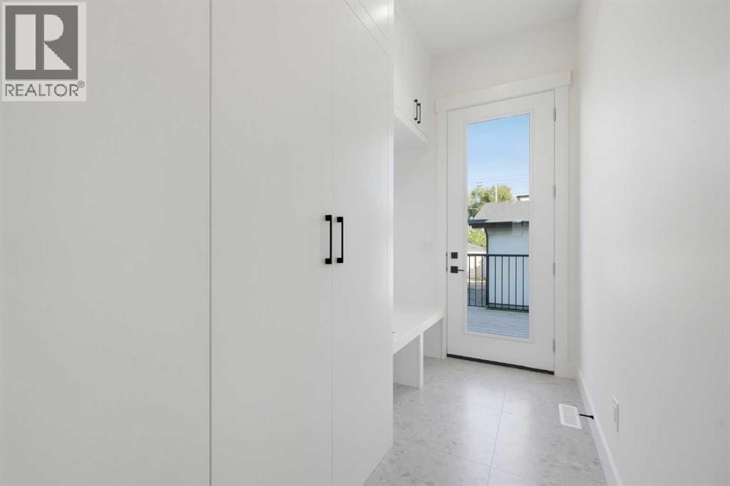 2412 29 Avenue Sw, Calgary, Alberta  T2T 1N9 - Photo 19 - A2265682