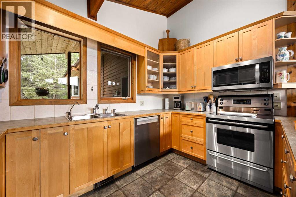 4252 Township Road 322, Rural Mountain View County, Alberta T0M 1X0 - Photo 5 - A2248012