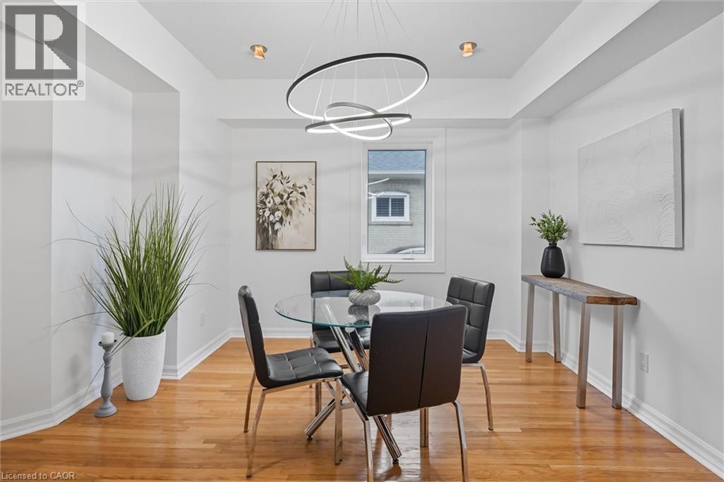 1348 Augustine Drive, Burlington, Ontario L7P 2M8 - Photo 9 - 40771504