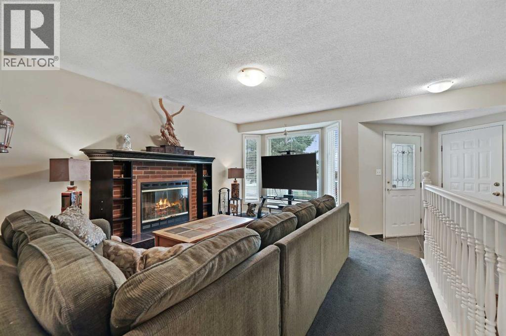 412 Madison Drive, Irricana, Alberta  T0M 1B0 - Photo 3 - A2270489