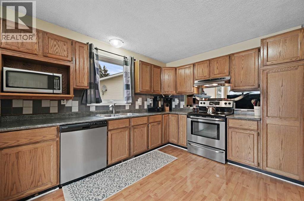 412 Madison Drive, Irricana, Alberta  T0M 1B0 - Photo 9 - A2270489