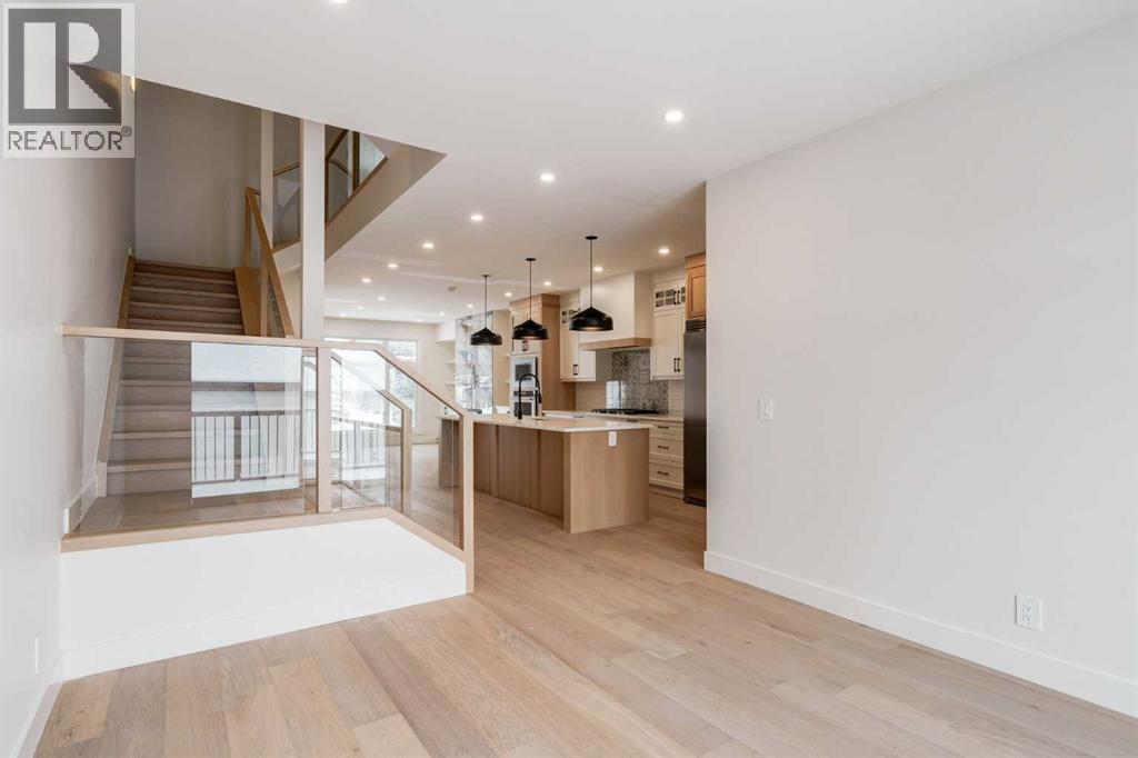 2812 35 Street Sw, Calgary, Alberta  T3E 2Y5 - Photo 13 - A2273424