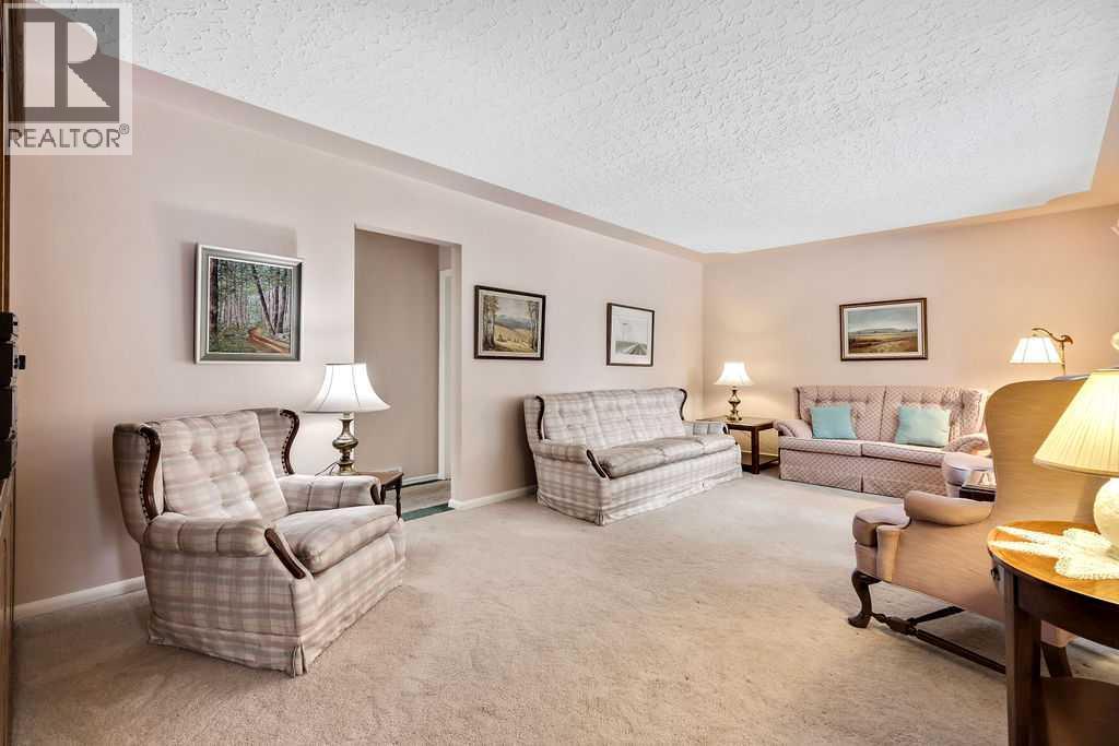 79 Chancellor Way Nw, Calgary, Alberta T2K 1Y3 - Photo 17 - A2274614