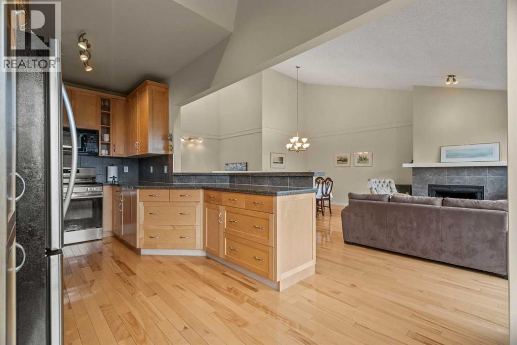 6, 1220 Prominence Way Sw, Calgary, Alberta  T3H 2B3 - Photo 17 - A2269996