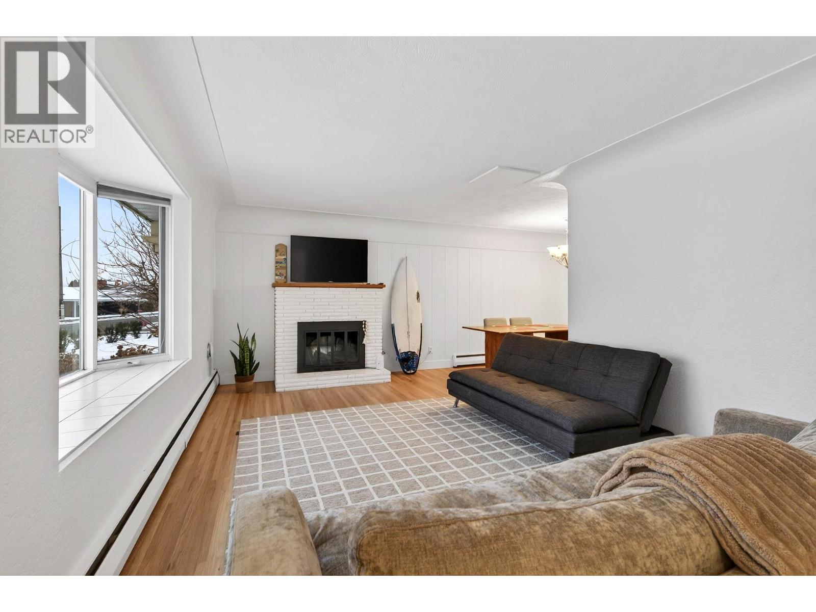 939 Mcmurdo Drive, Kamloops, British Columbia  V2C 3G6 - Photo 3 - 10370810