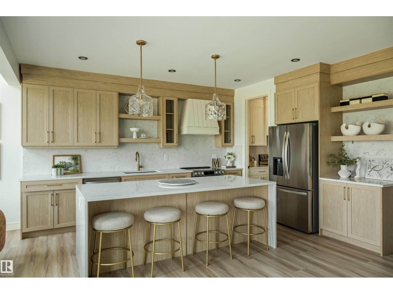 3304 Chickadee Dr Nw Nw, Edmonton, Alberta  T5V 1R5 - Photo 2 - E4467949