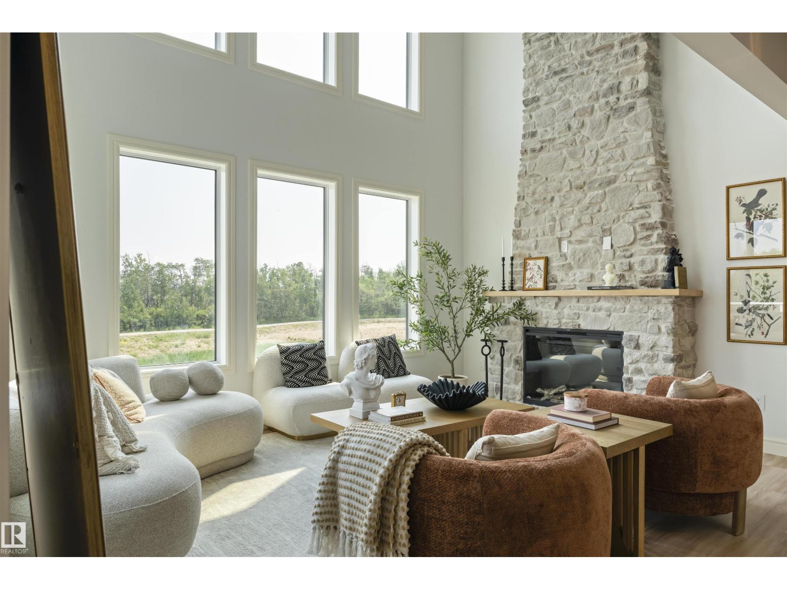 3304 Chickadee Dr Nw Nw, Edmonton, Alberta  T5V 1R5 - Photo 4 - E4467949