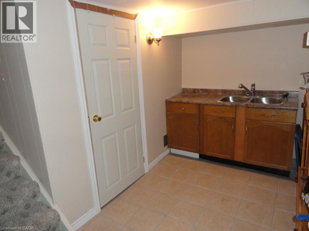 21 West Street, Dundas, Ontario  L9H 1J4 - Photo 11 - 40764310