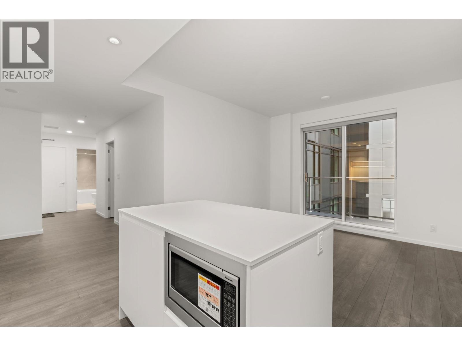 529 6300 Minoru Boulevard, Richmond, British Columbia  V6Y 0N1 - Photo 2 - R3072995