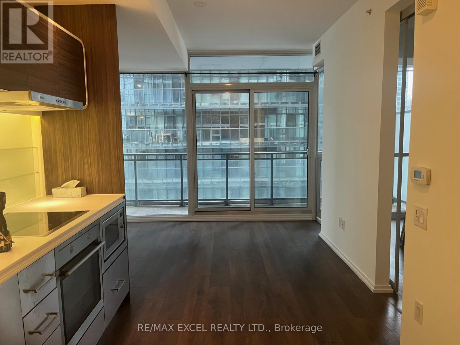1805 - 45 Charles Street E, Toronto, Ontario  M4Y 0B8 - Photo 3 - C12612804