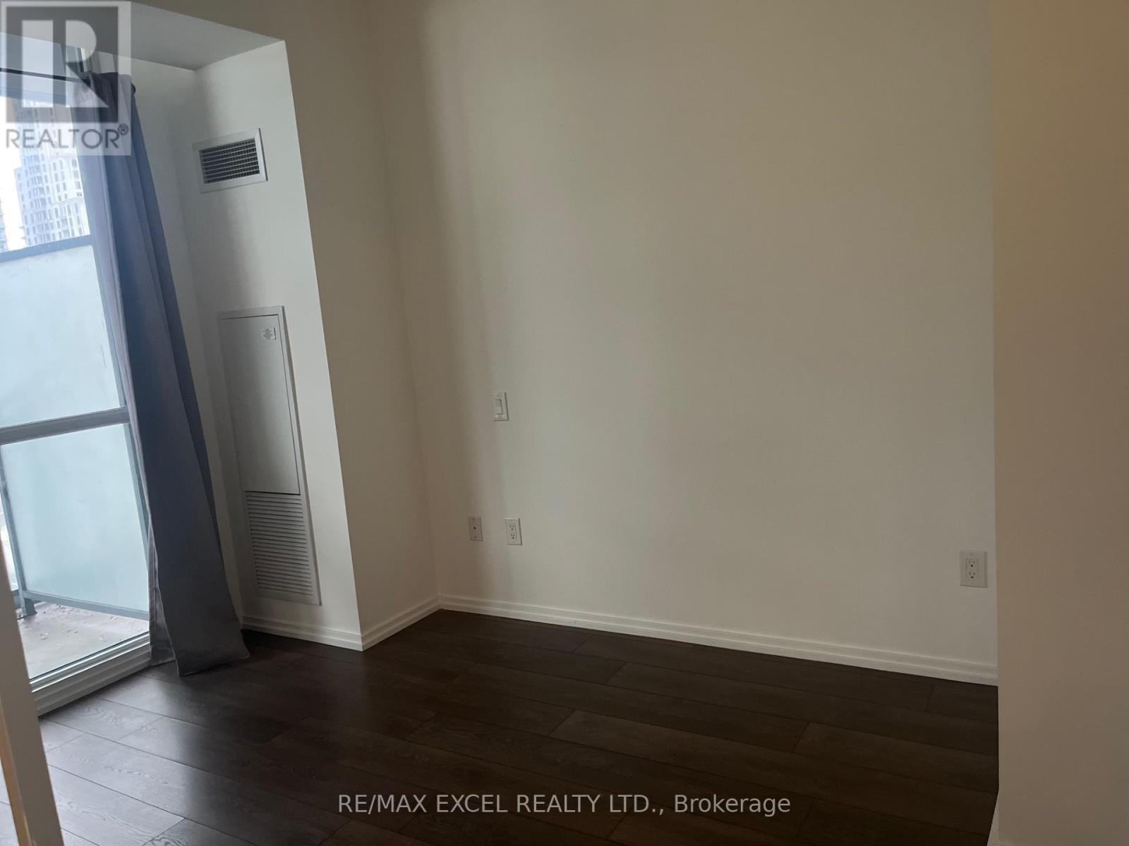 1805 - 45 Charles Street E, Toronto, Ontario  M4Y 0B8 - Photo 6 - C12612804