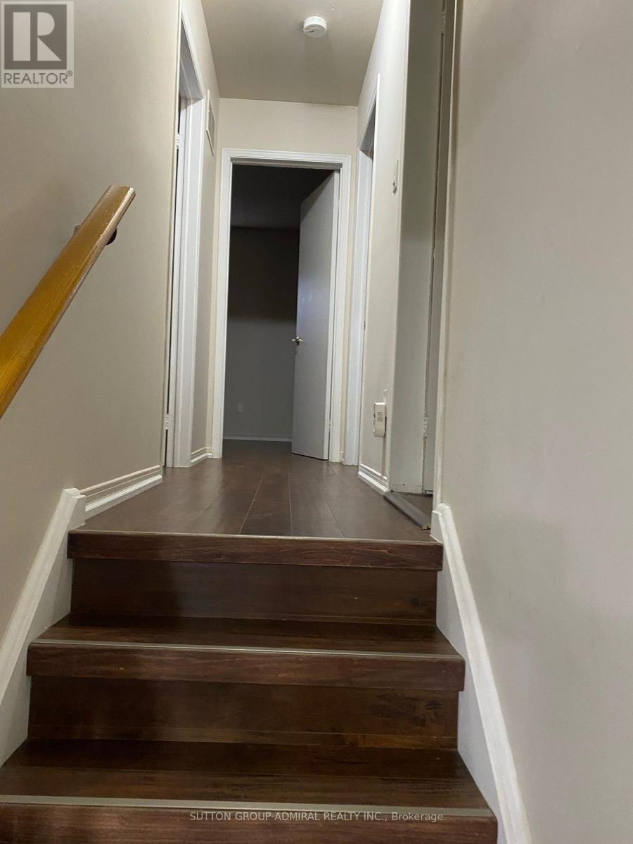 Upper - 50 Ivan Nelson Drive, Toronto, Ontario  M2R 3P7 - Photo 9 - C12616896