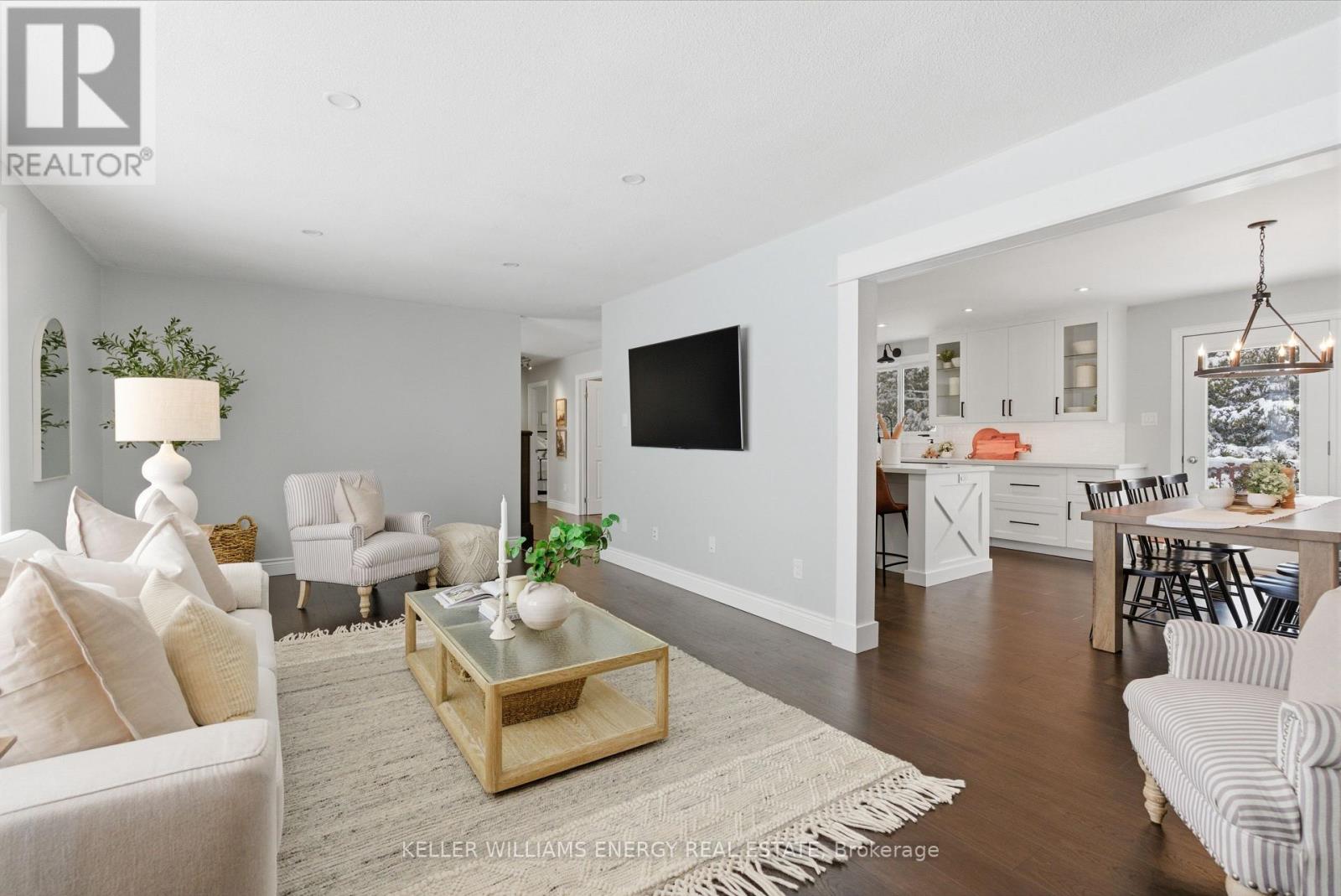 307 Fleetwood Road, Kawartha Lakes, Ontario  L0B 1K0 - Photo 11 - X12627776