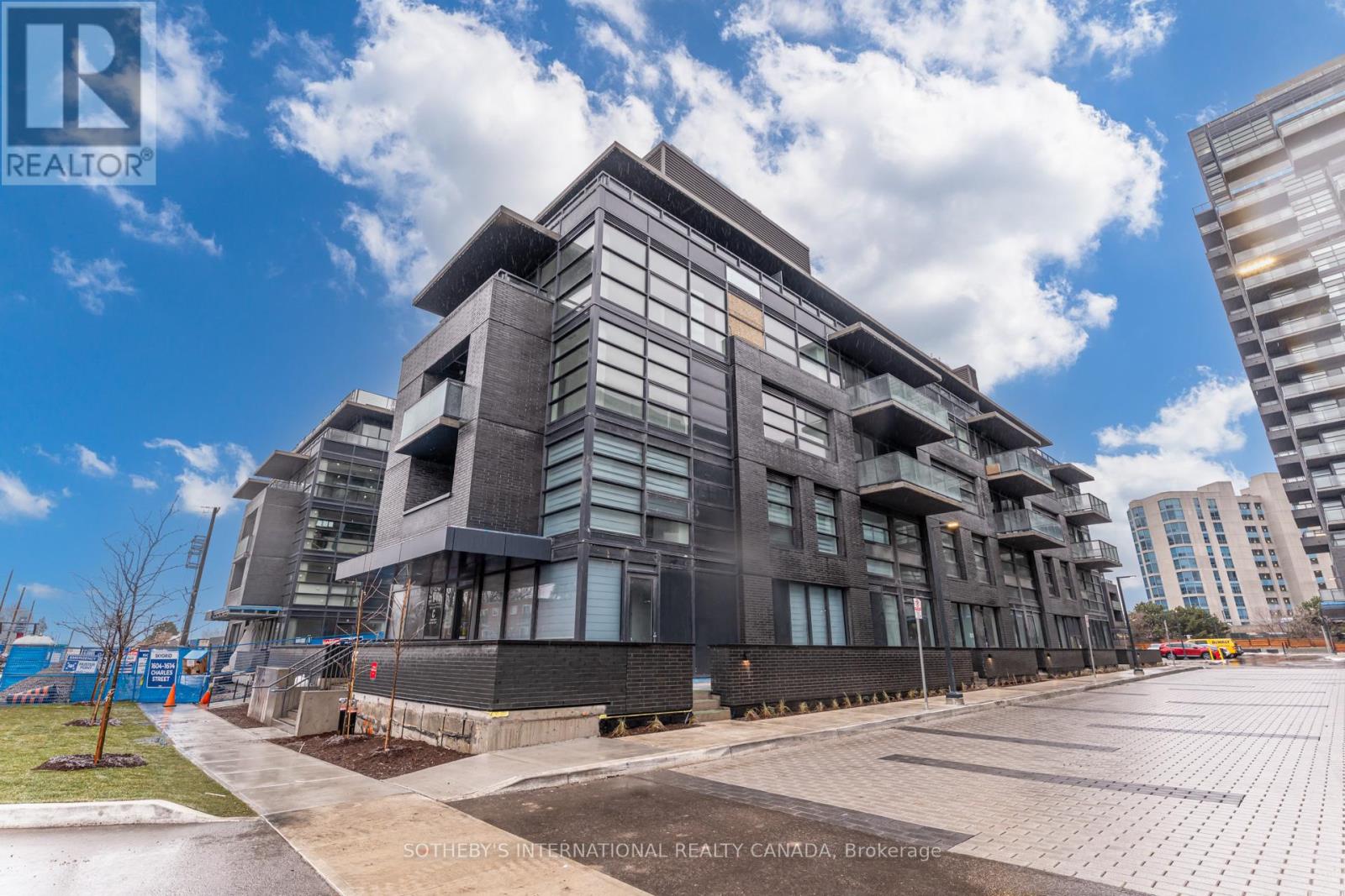 139 C - 1612 Charles Street, Whitby, Ontario  L1N 0P3 - Photo 7 - E12444178