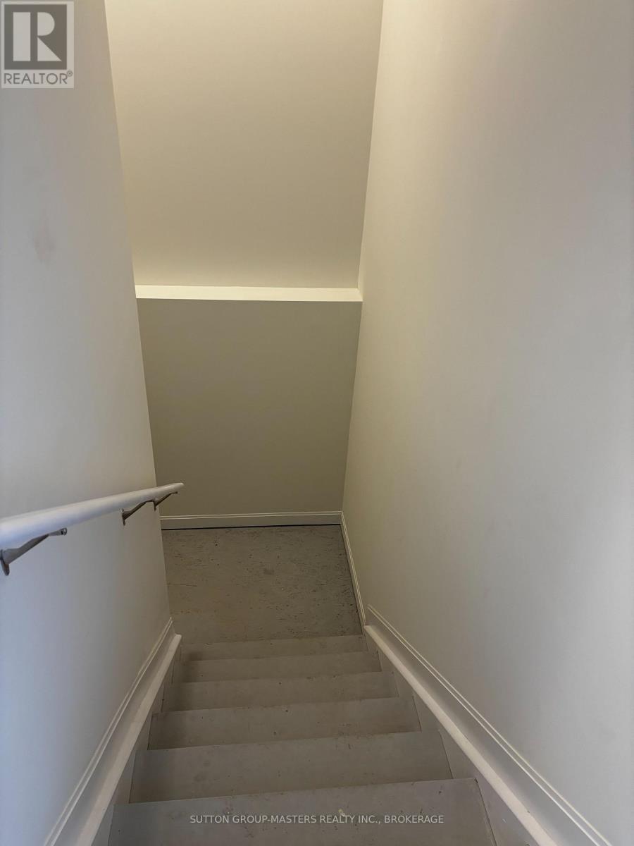 46 Oakmont Drive, Loyalist, Ontario  K0H 1G0 - Photo 25 - X12379120