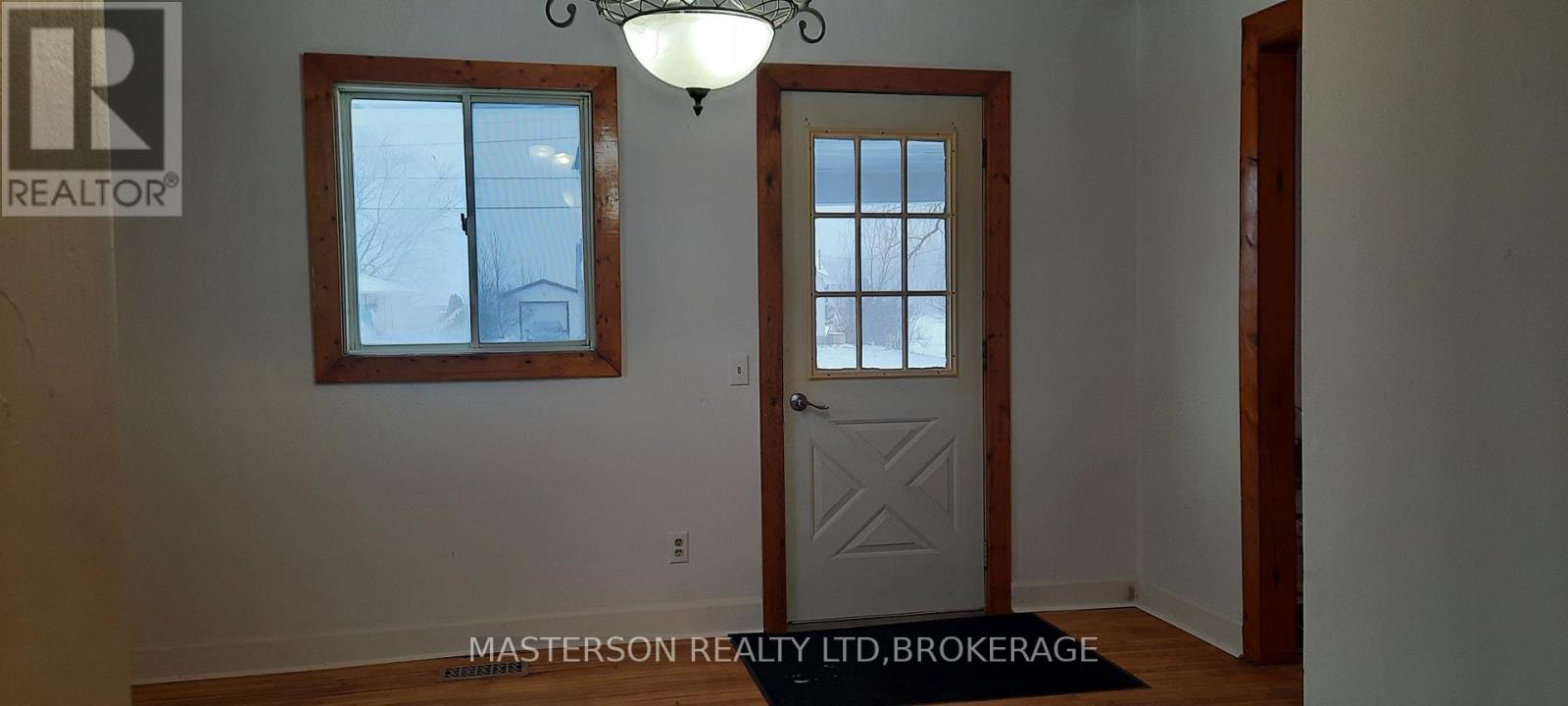 2198 Stevensville Road, Fort Erie, Ontario  L0S 1S0 - Photo 3 - X12614626