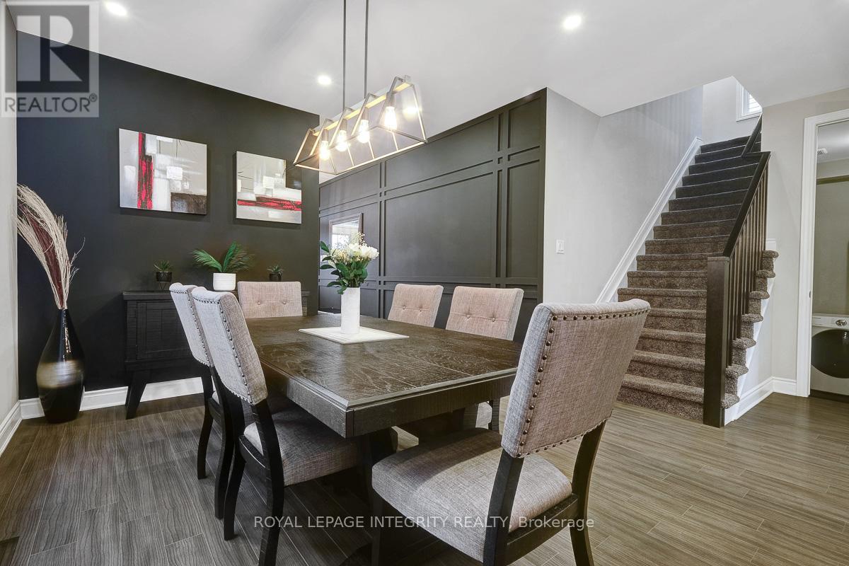 547 Parade Drive, Ottawa, Ontario  K2S 0X8 - Photo 13 - X12454539