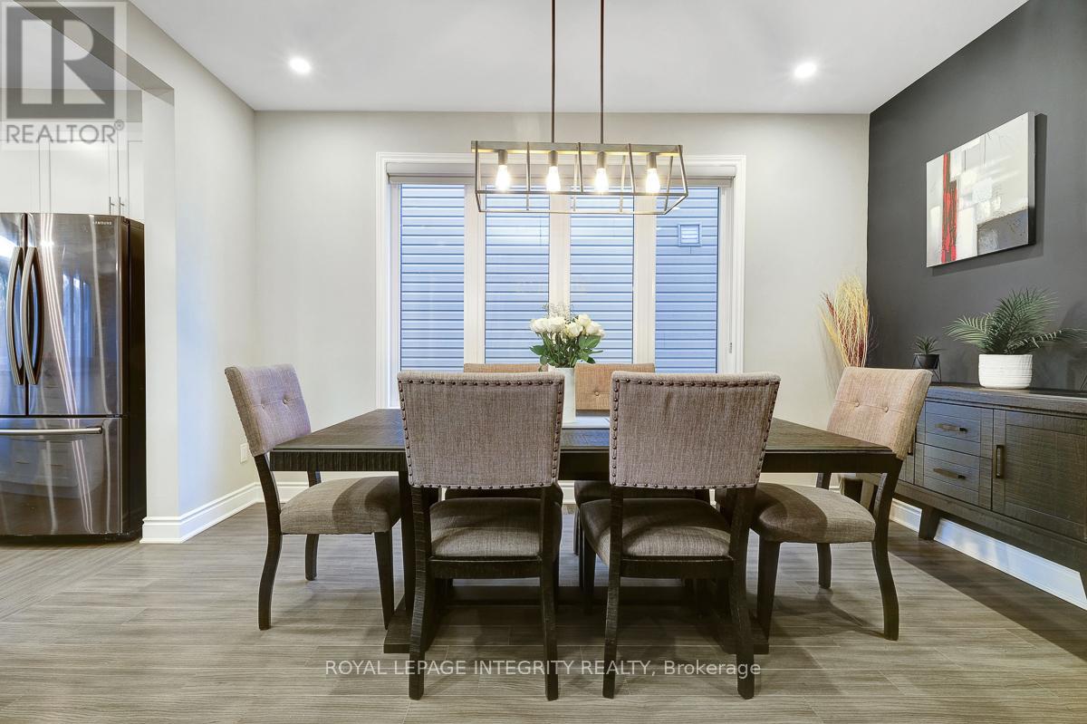 547 Parade Drive, Ottawa, Ontario  K2S 0X8 - Photo 10 - X12454539