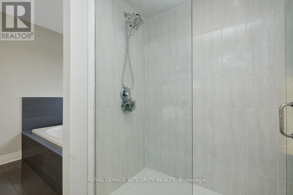 547 Parade Drive, Ottawa, Ontario  K2S 0X8 - Photo 28 - X12454539