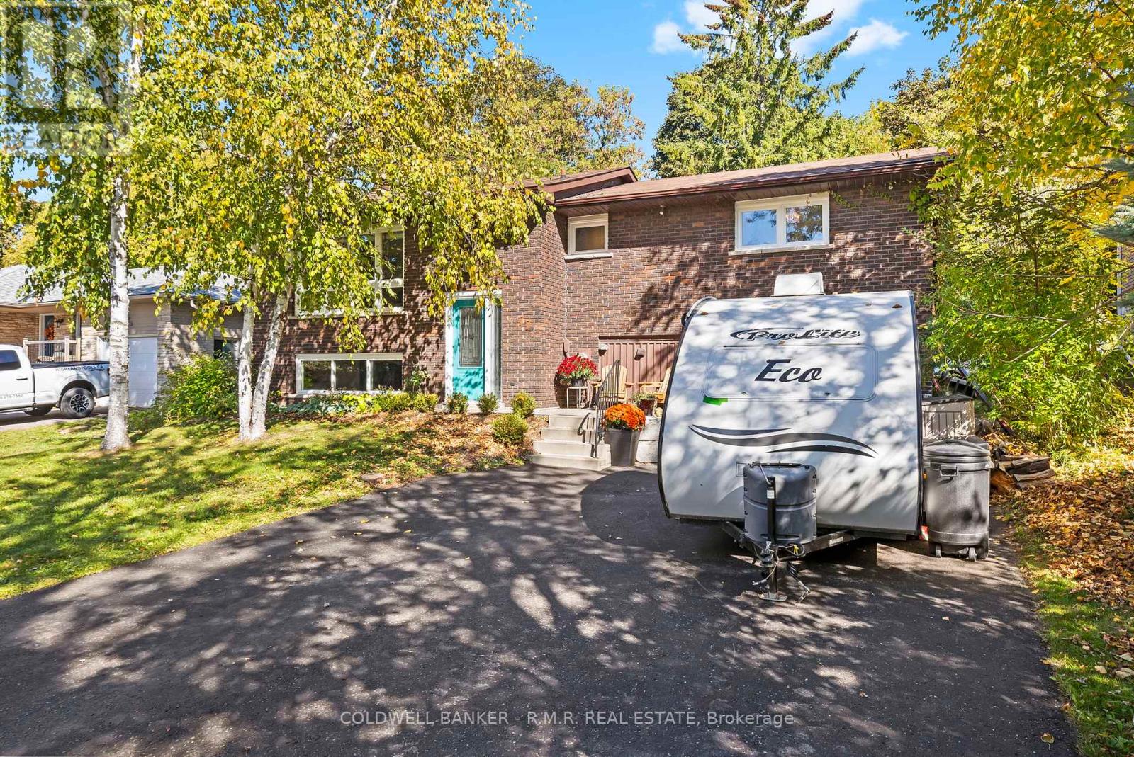 77 Main Street N, Uxbridge, Ontario  L9P 1J7 - Photo 8 - N12449281