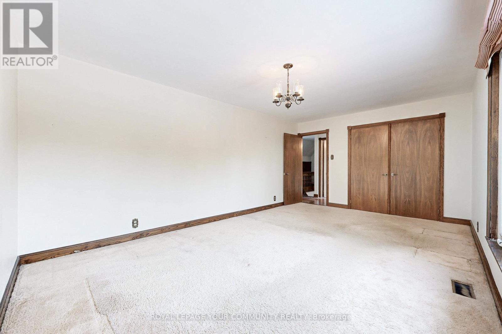 231 Ridge Road, Aurora, Ontario L4G 0M3 - Photo 17 - N12616698