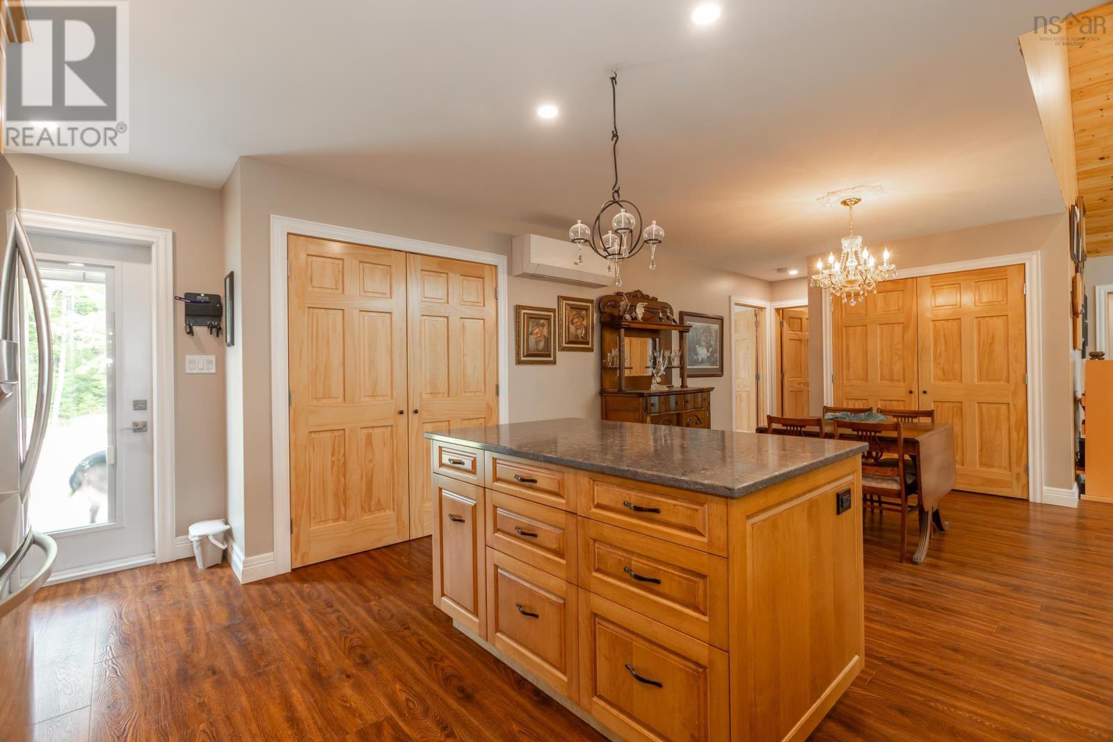 101 Cozy Crescent, Vaughan, Nova Scotia  B0N 2T0 - Photo 11 - 202514973