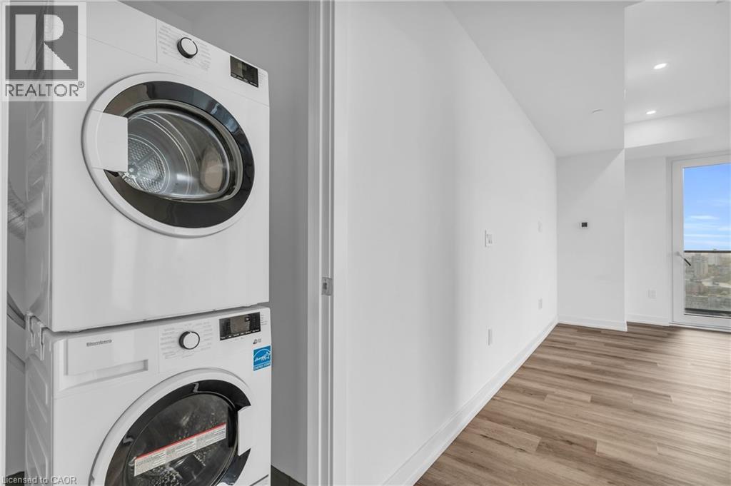 15 Wellington Street S Unit# 1906, Kitchener, Ontario  N2A 4L2 - Photo 12 - 40793361