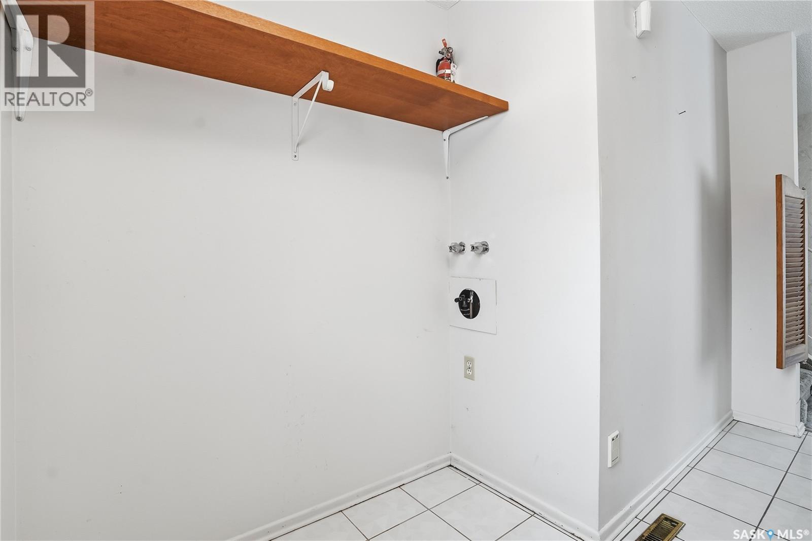 50 Rawson Crescent, Saskatoon, Saskatchewan  S7H 3X3 - Photo 15 - SK025528