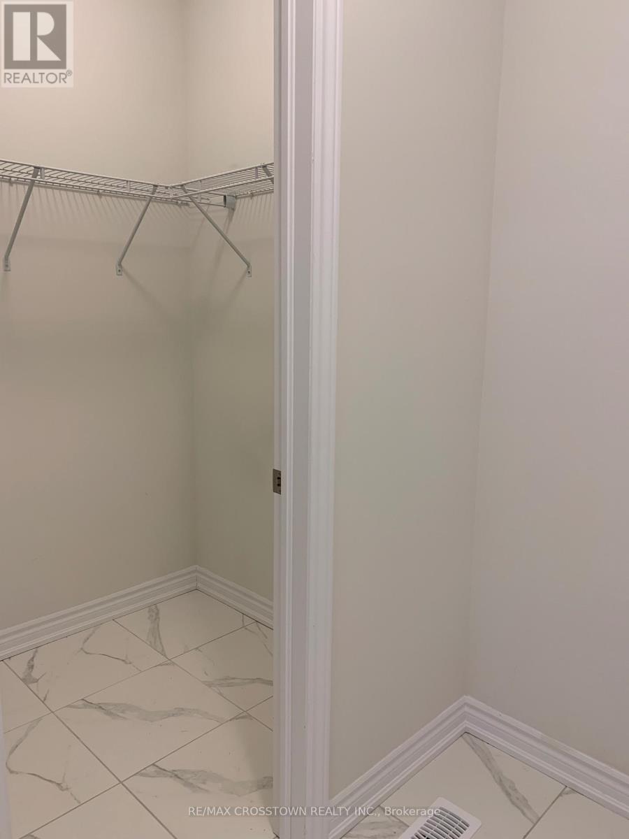 20 Rochester Drive, Barrie, Ontario  L9S 2Z8 - Photo 14 - S12453633