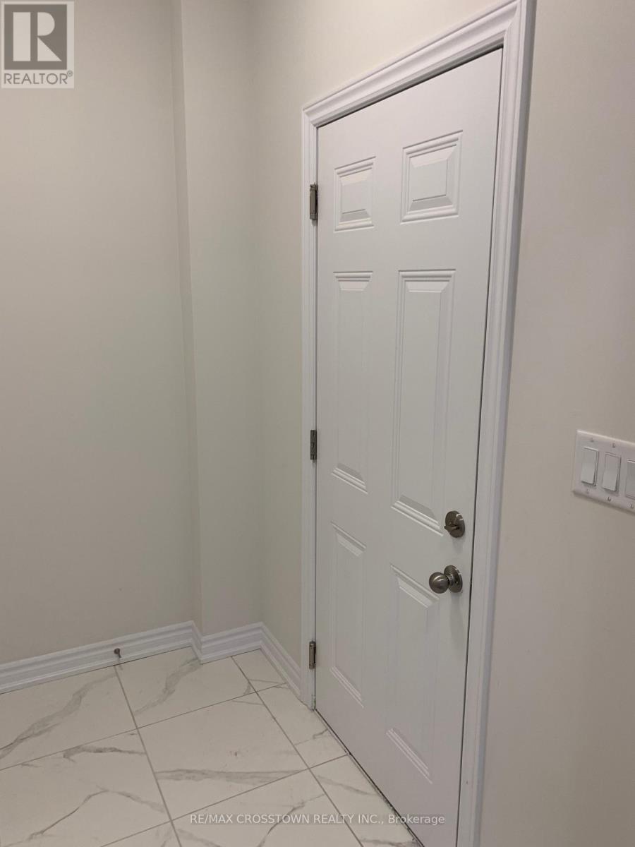 20 Rochester Drive, Barrie, Ontario  L9S 2Z8 - Photo 15 - S12453633