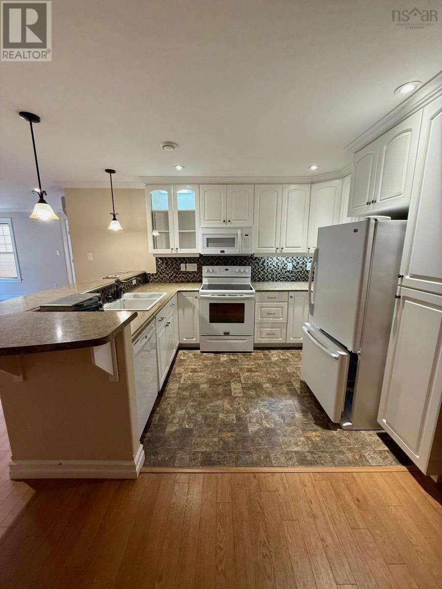 378 Glen Allan Drive, Bridgewater, Nova Scotia B4V 0A9 - Photo 11 - 202529154