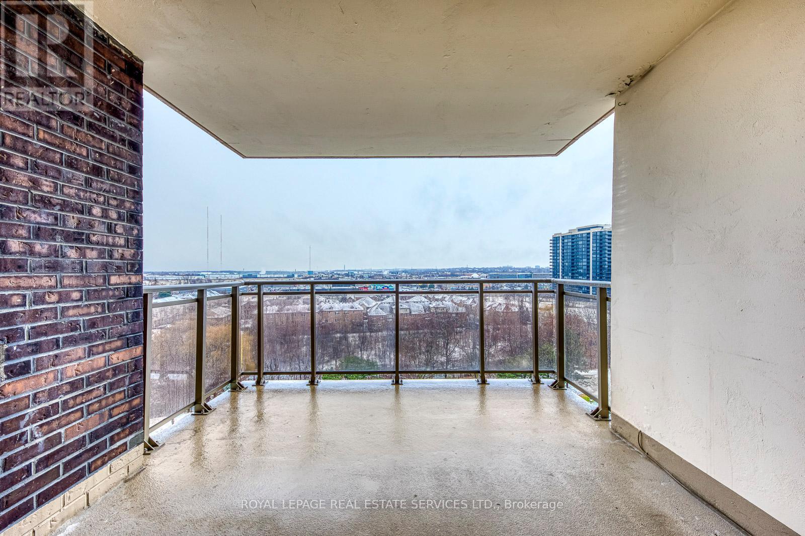 1005 - 966 Inverhouse Drive, Mississauga, Ontario  L5J 4B6 - Photo 21 - W12581440