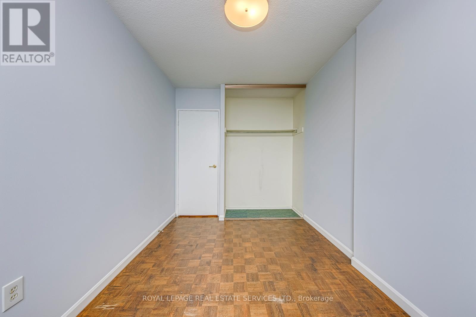 1005 - 966 Inverhouse Drive, Mississauga, Ontario  L5J 4B6 - Photo 30 - W12581440