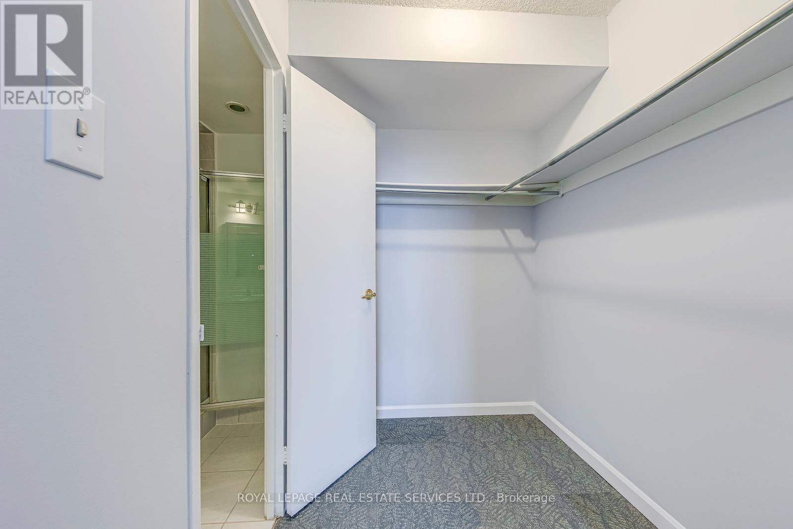 1005 - 966 Inverhouse Drive, Mississauga, Ontario  L5J 4B6 - Photo 27 - W12581440