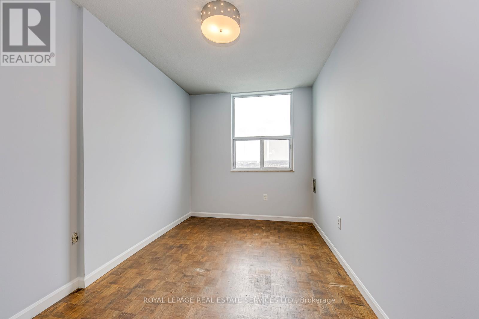 1005 - 966 Inverhouse Drive, Mississauga, Ontario  L5J 4B6 - Photo 29 - W12581440